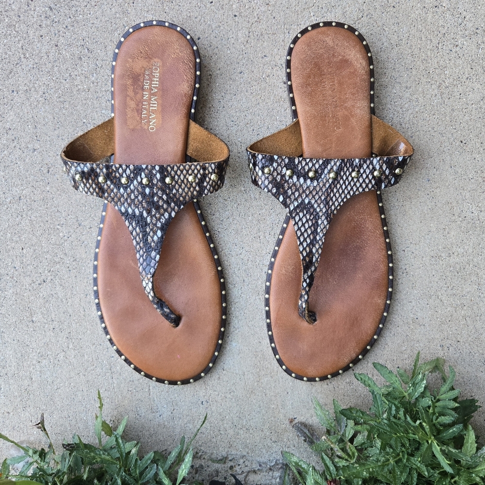 Sofia Milano Made In Italy Leather Thong Sandal Snake Skin Pattern Studded 8.5